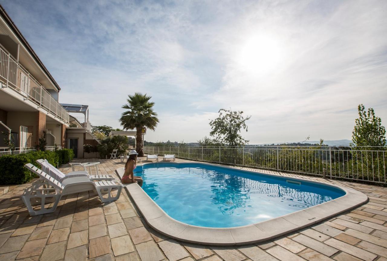 Holiday Residence Belohorizonte Macerata Exterior foto